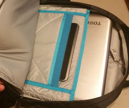 Thule EnRoute Escort bag with 15″ Toshiba Laptop and iPad Air 2
